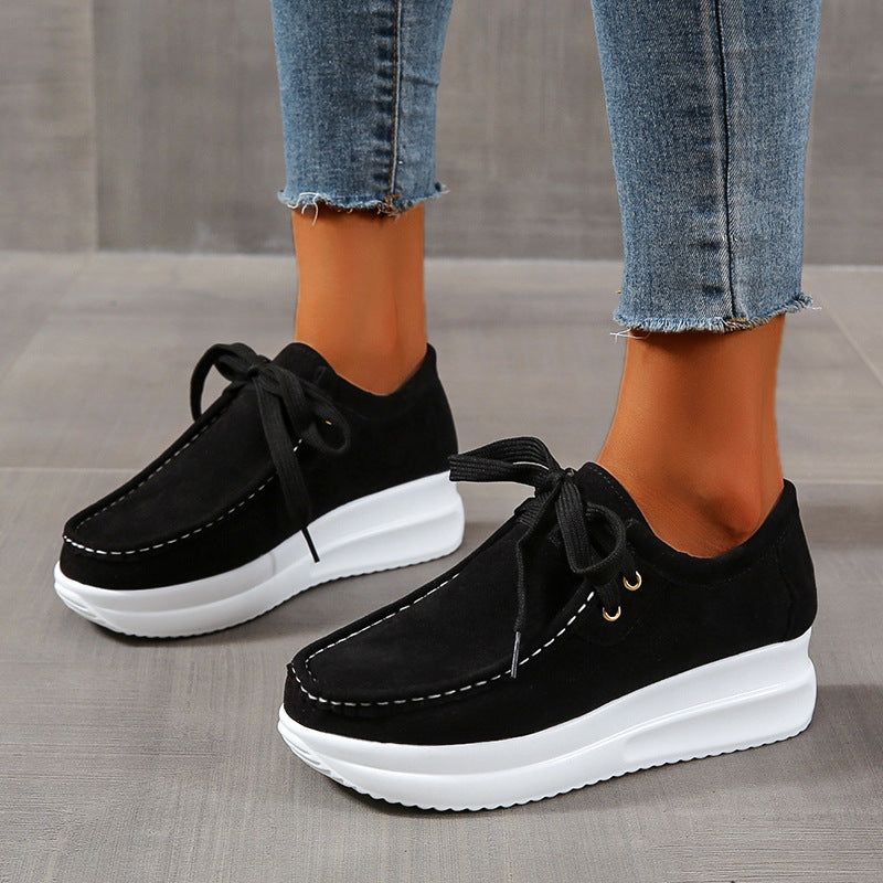Ladies fashion sneakers with high comfort and sporty design Ivyshape