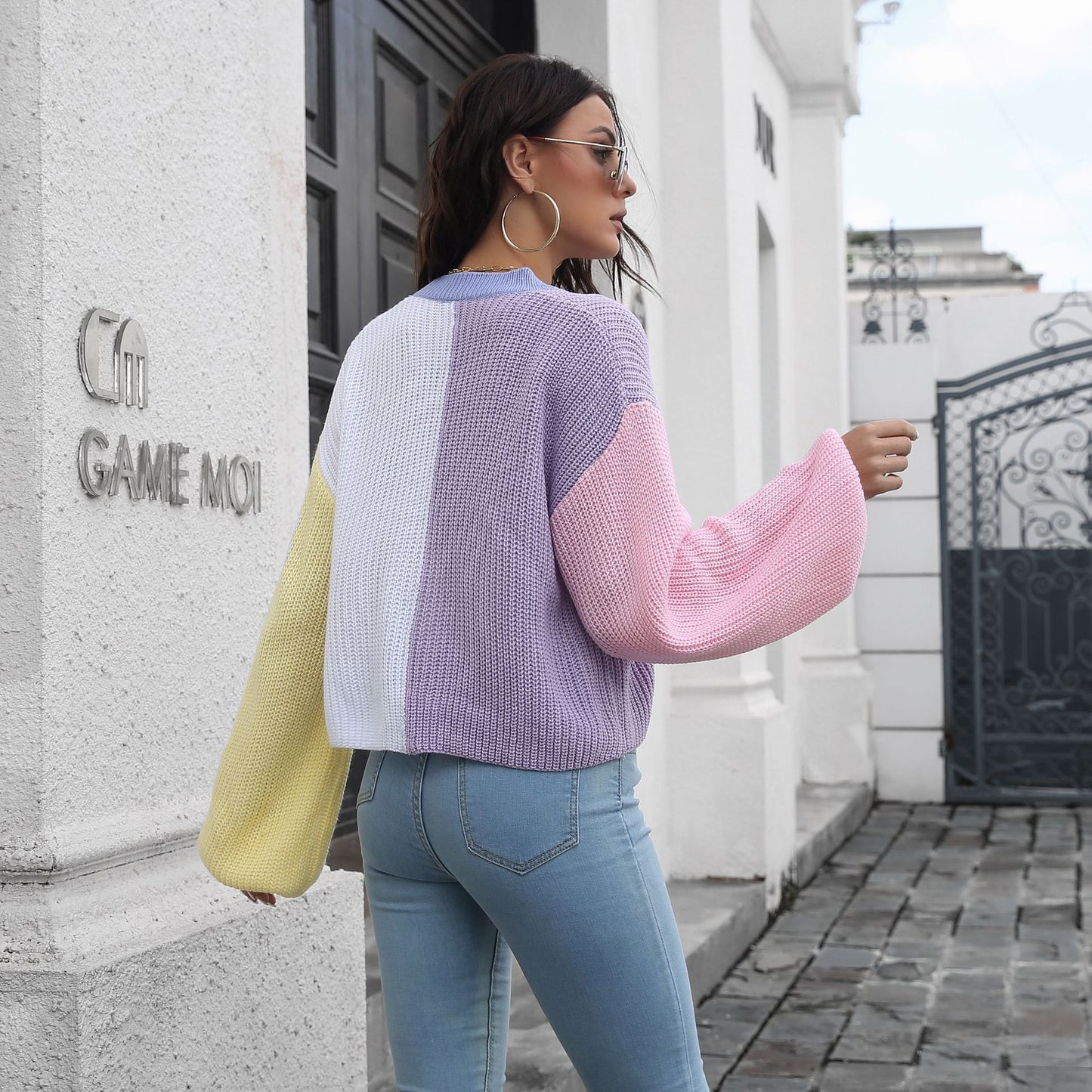 Women's Large Knitted Sweater with Color Block Design Ivyshape