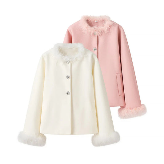 Women elegant wool jacket with fluffy collar and practical pockets Ivyshape