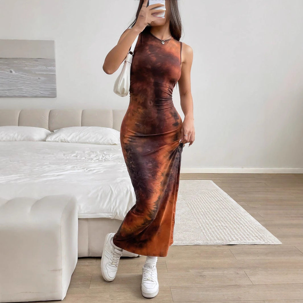 Women Elegant and figure-hugging maxi dress in modern tie-dye design Ivyshape