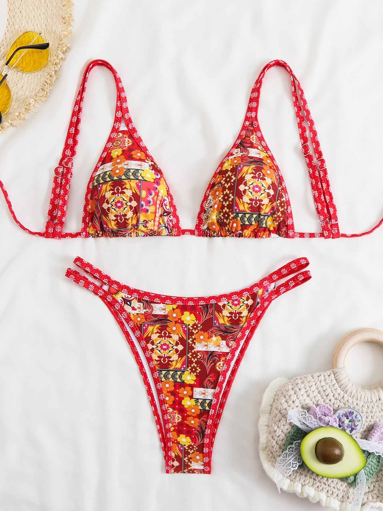 Women's triangle bikini set with floral pattern and adjustable straps Ivyshape