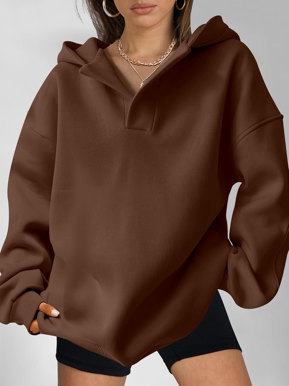 Women's hoodie with oversized fit and V-neck Ivyshape