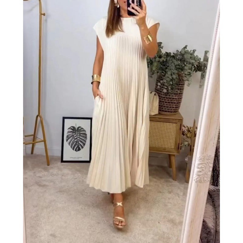 IvyShape | Elegant round neck sleeveless pleated long dress