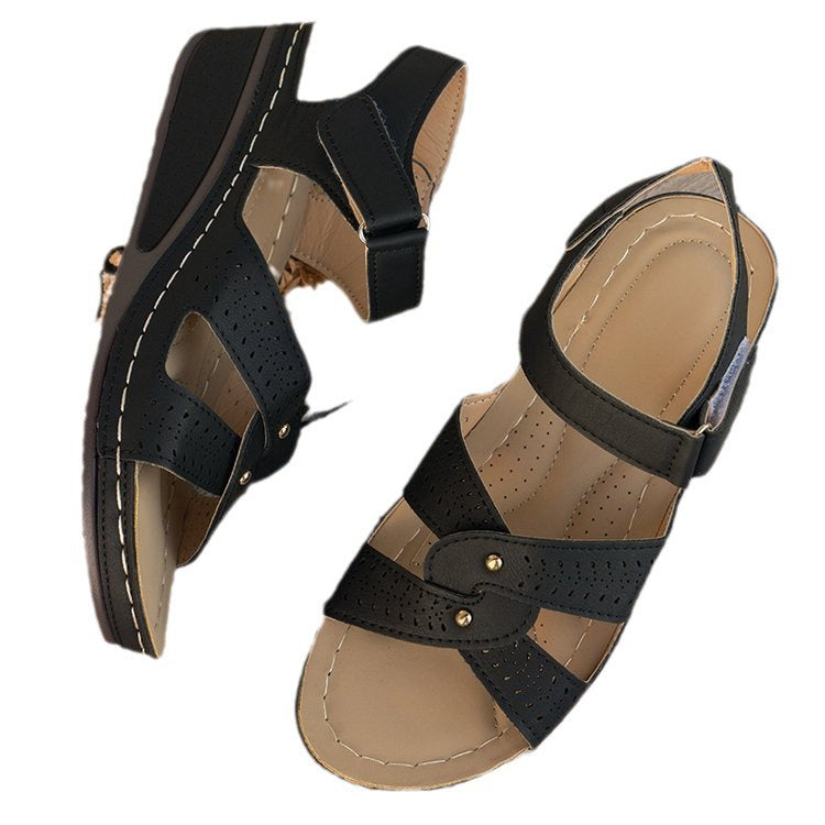 Ladies Comfortable Clogs Sandals with Elegant Cross-Strap Design Ivyshape