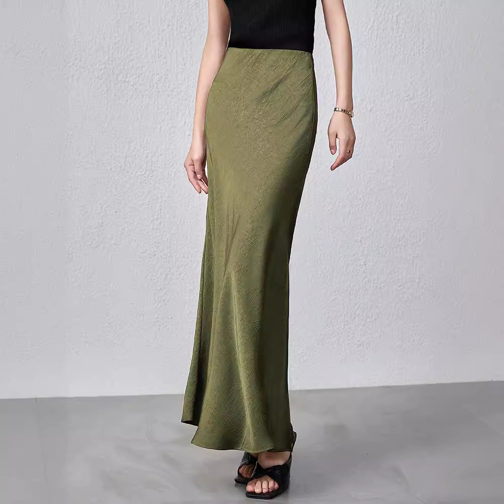 Women Elegant Maxi Skirt made of satinized viscose Ivyshape