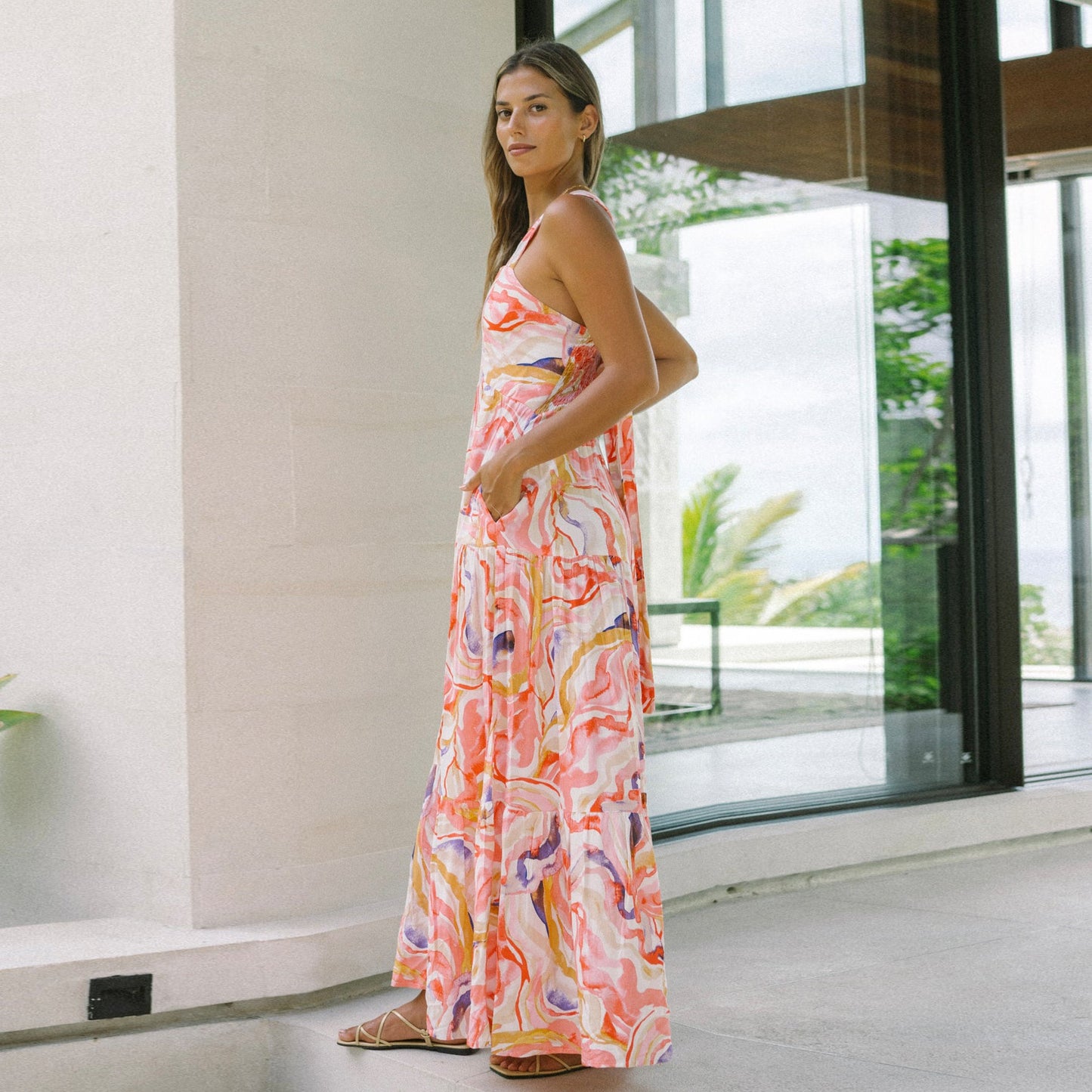 Ladies Maxi Dress with voluminous hem and trendy floral print Ivyshape