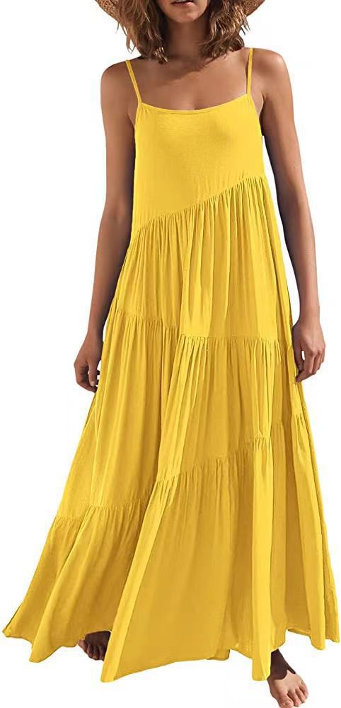 Ladies airy maxi dress with spaghetti straps and stylish layering Ivyshape