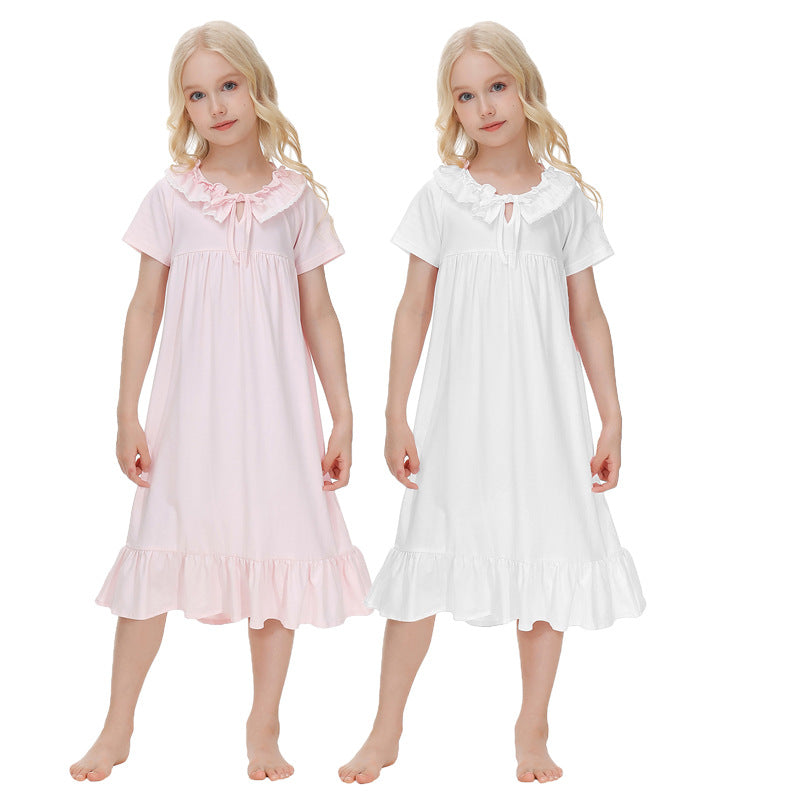 Ladies nightgown with ruffle details and loose fit Ivyshape