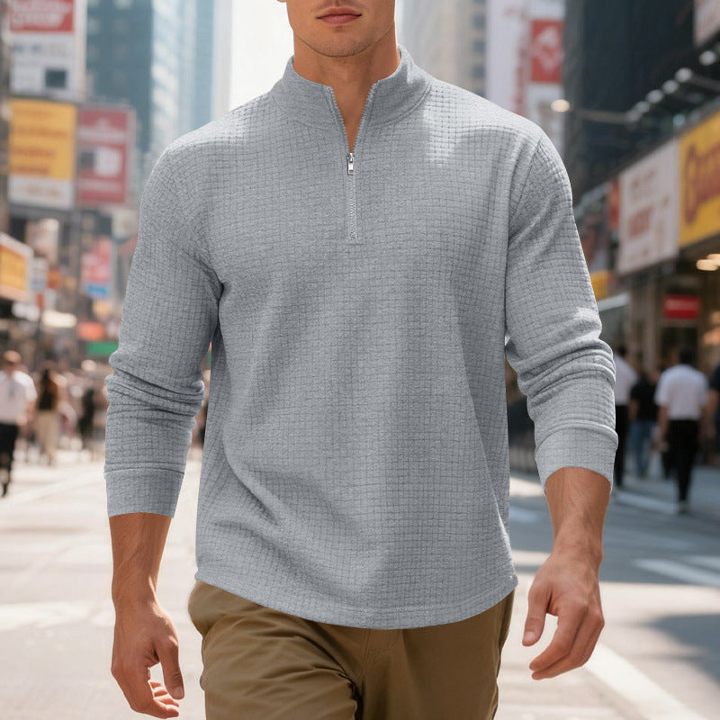 Men's sporty sweater with half zip and textured surface Ivyshape