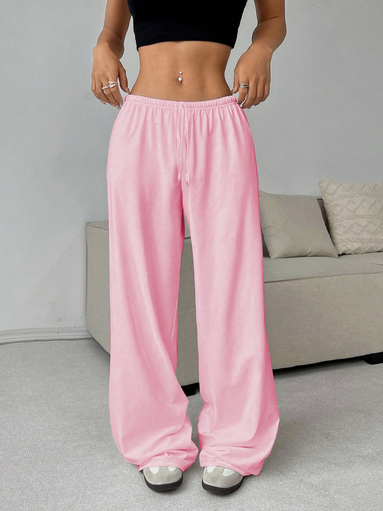 Women's Loose-Fitting Fabric Trousers with Elastic Waistband and Comfortable Cut Ivyshape
