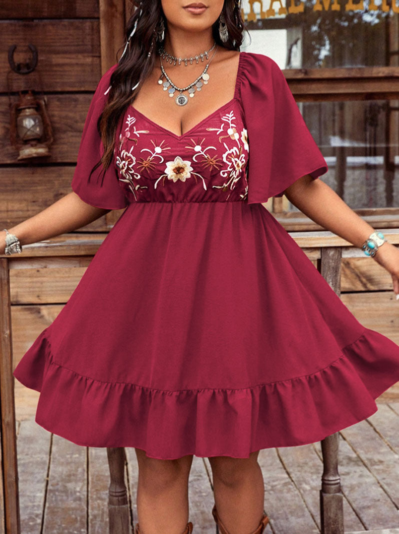 Women’s maxi dress with floral details and wide swinging skirt Ivyshape