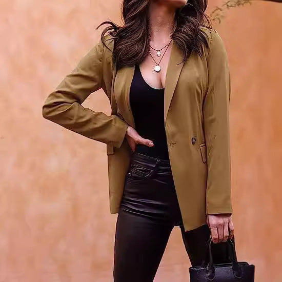 Ladies fashionable blazer with tailored cut and narrow lapels Mimi