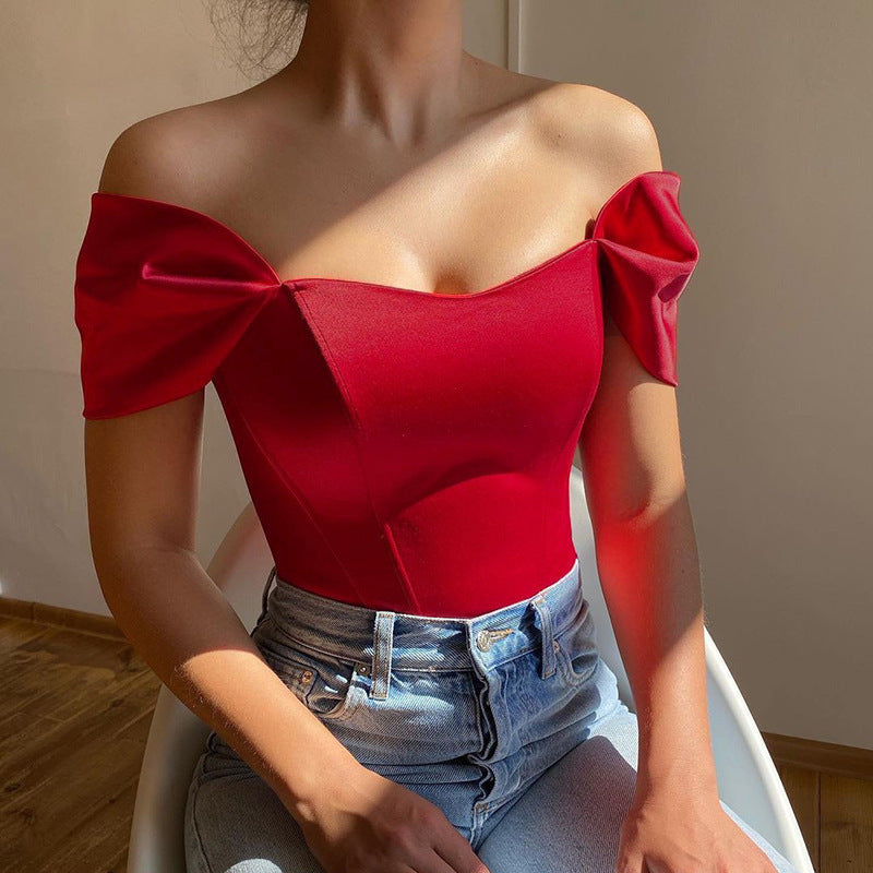 Women's top with off-shoulder puff sleeves and fitted fit Ivyshape