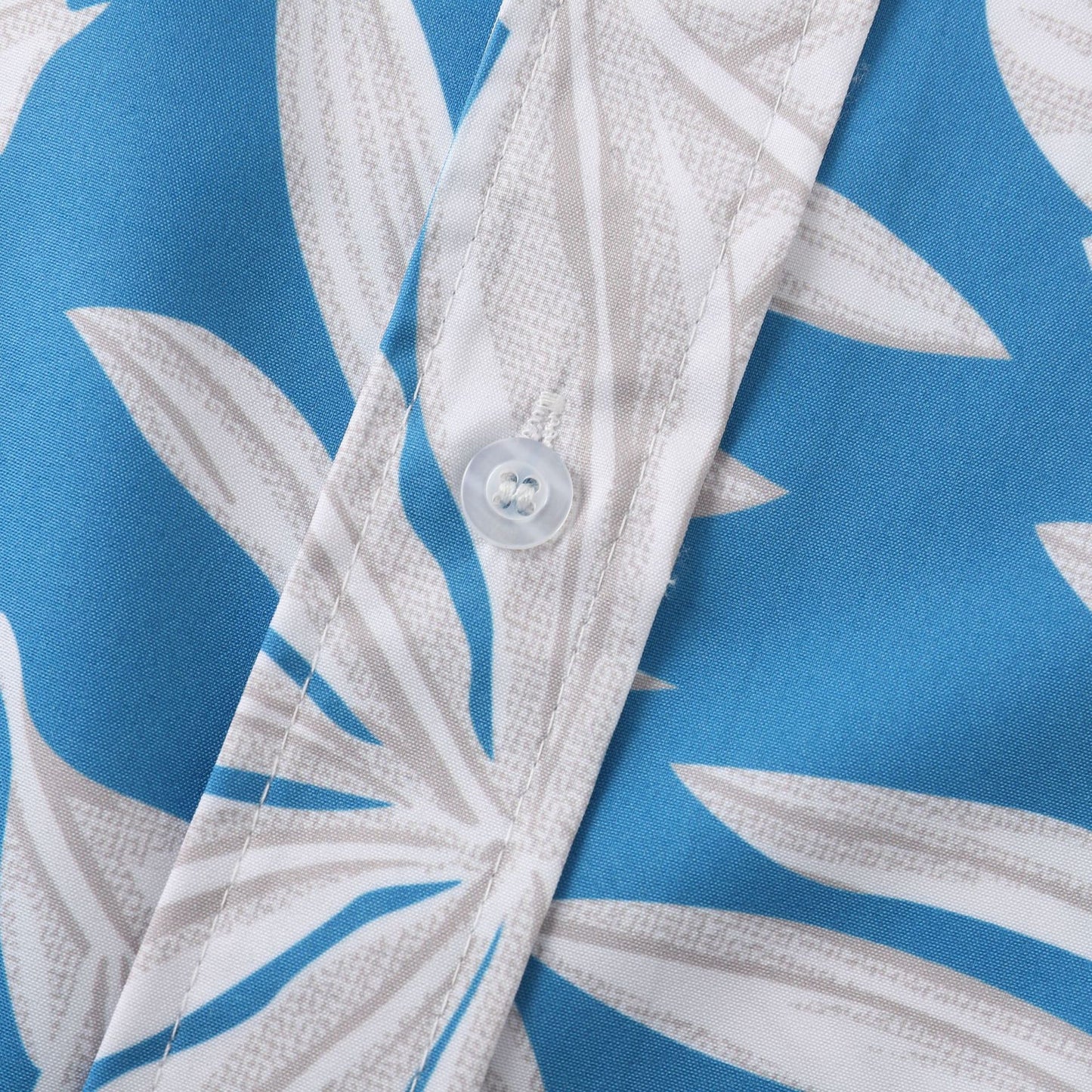 Men's Short Sleeve Shirt with Tropical Leaf Design and Comfortable Fit Ivyshape