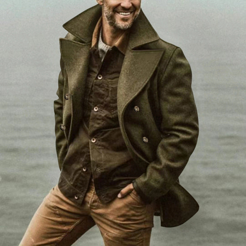 Men's elegant, classic wool coat with double-breasted closure and high collar Ivyshape