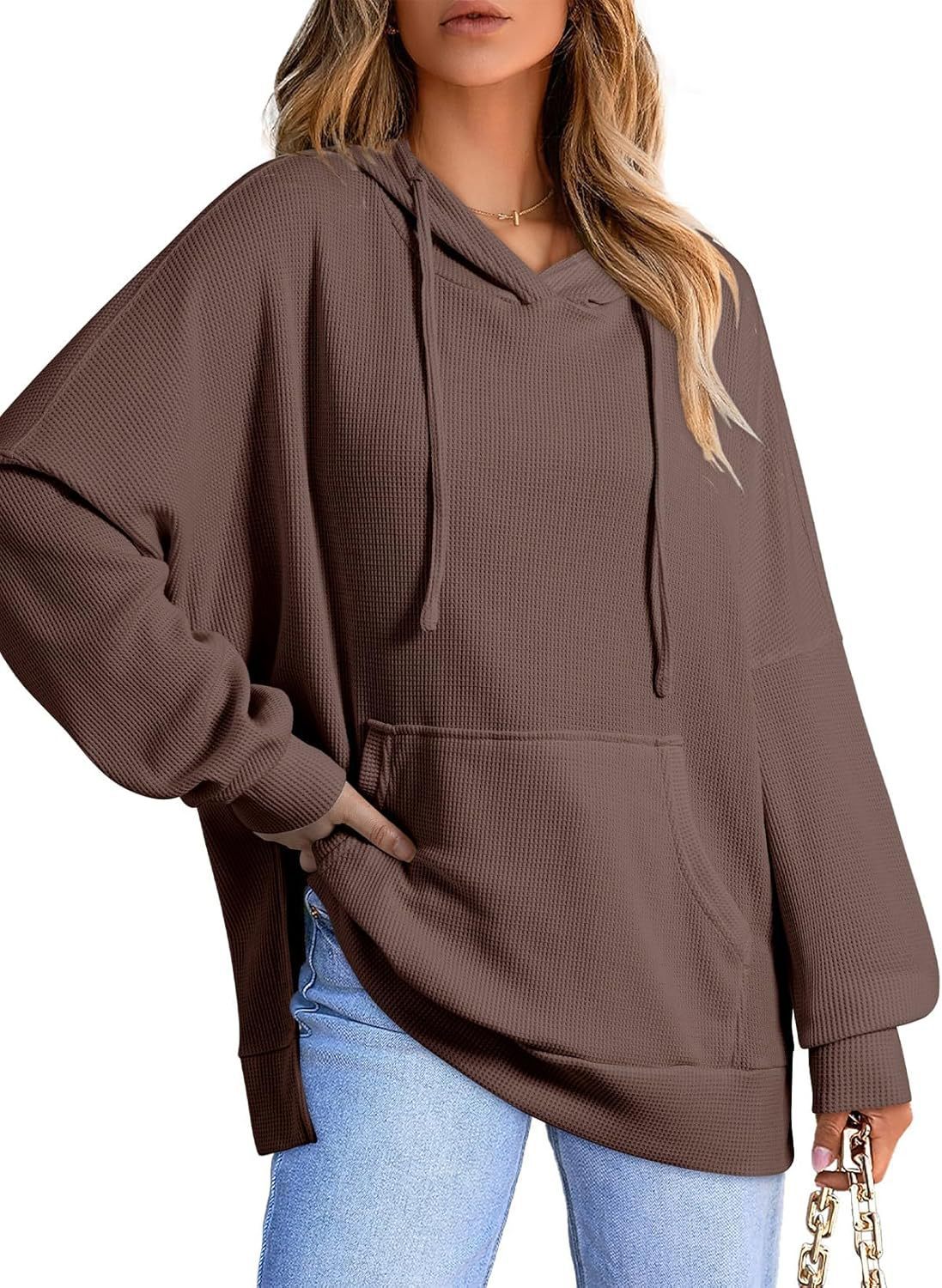 Women's Oversized Hoodie with Practical Pockets and Side Slits Ivyshape
