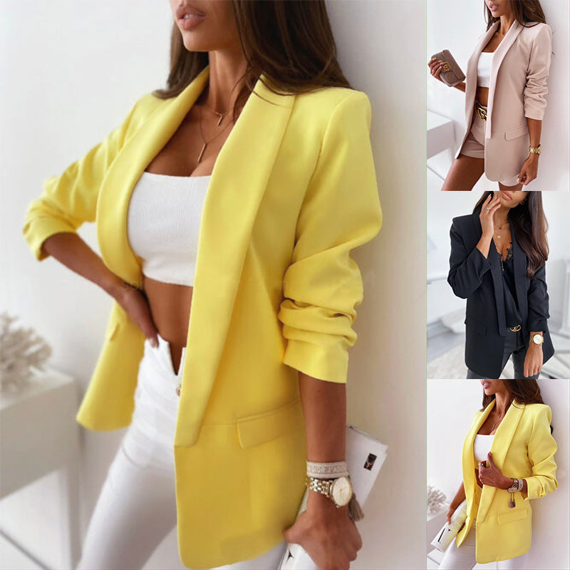 Ladies fashionable blazer set with elegant cut and comfy details Ivyshape