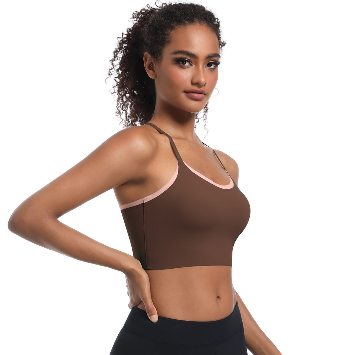 Women's sport bustier with adjustable straps and seamless design Ivyshape