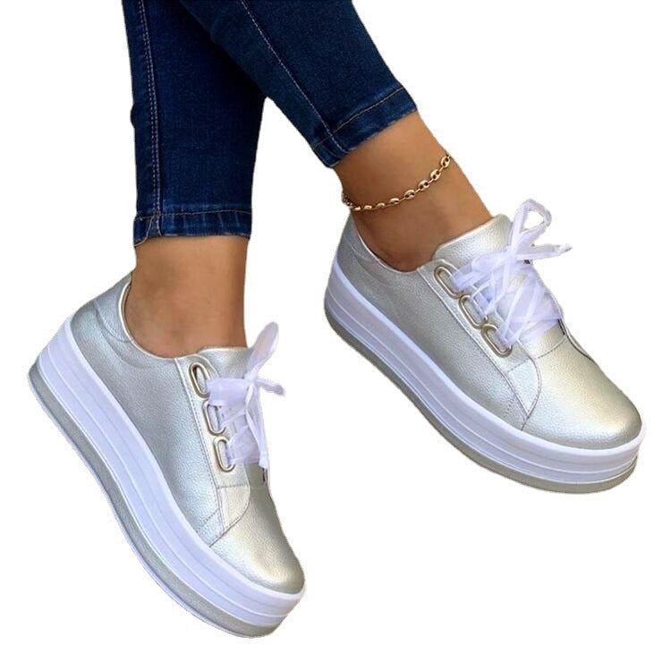 Women's fashionable platform sneakers with textured upper material and sporty design Ivyshape