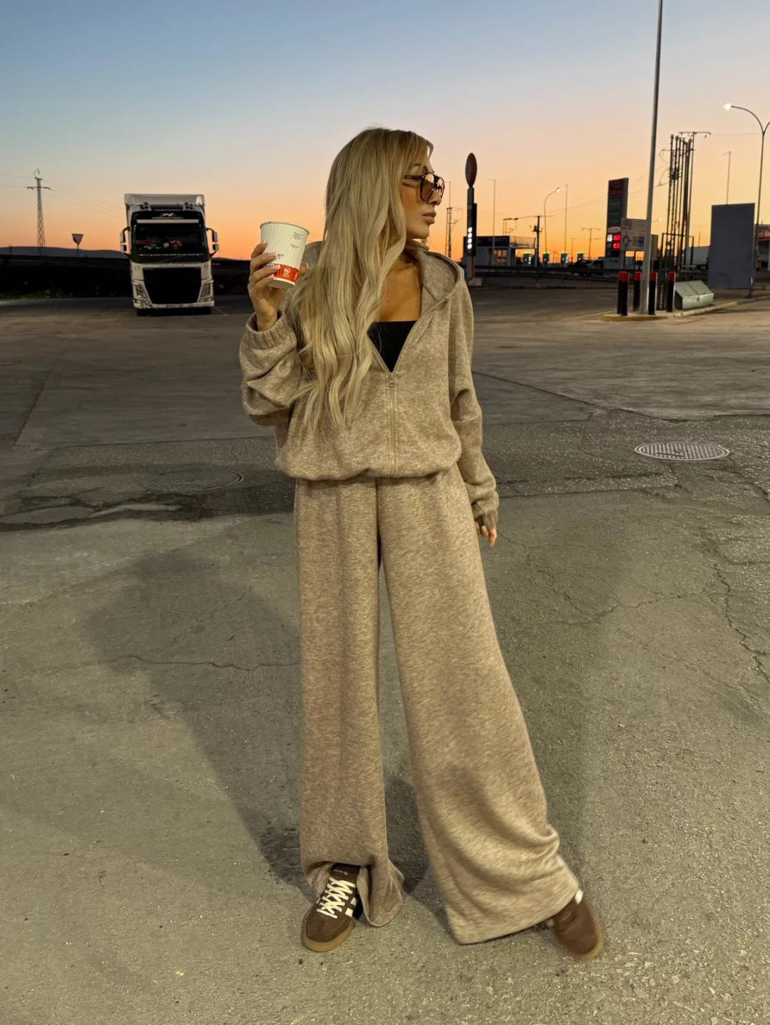 Ladies cozy hoodie jumpsuit Ivyshape