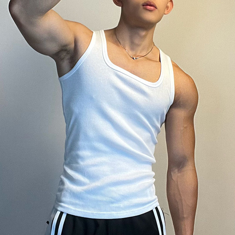 Women's sporty tank top with breathable material Ivyshape