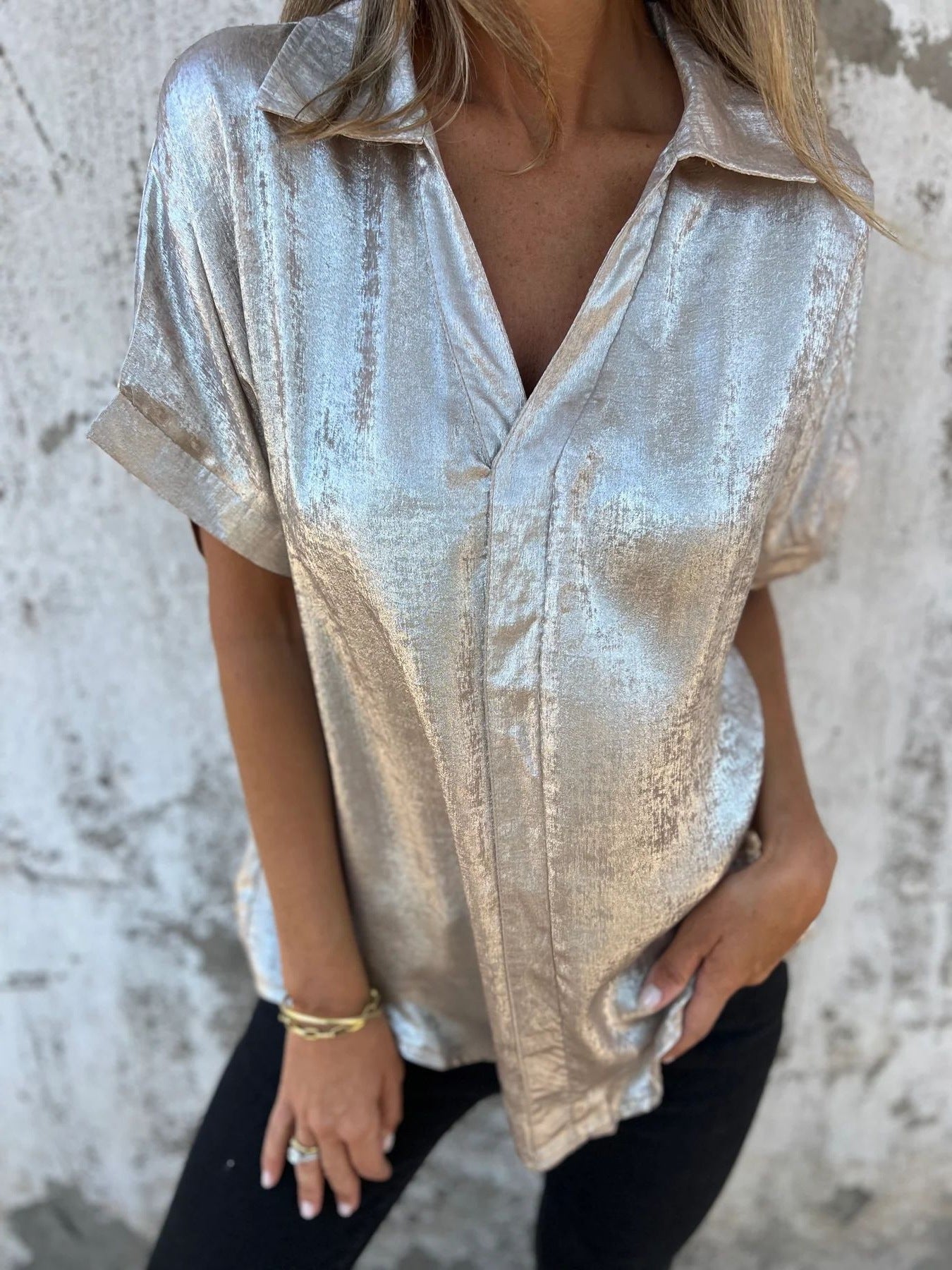 Women Elegant Short Sleeve Blouse made of Shiny Material Ivyshape