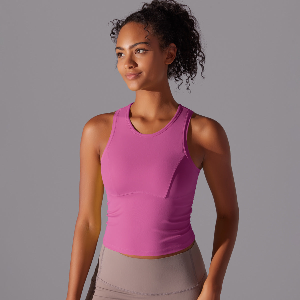 Women’s Sport-Sport Top with innovative fit, elastic material and breathable properties Ivyshape