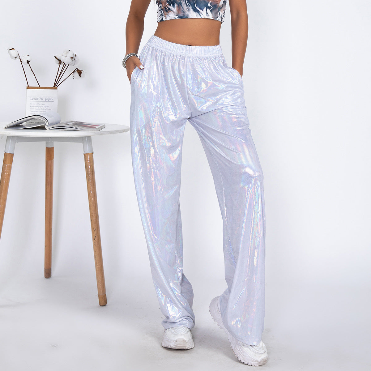 Women Glamorous Sports Pants in Shiny Design Ivyshape