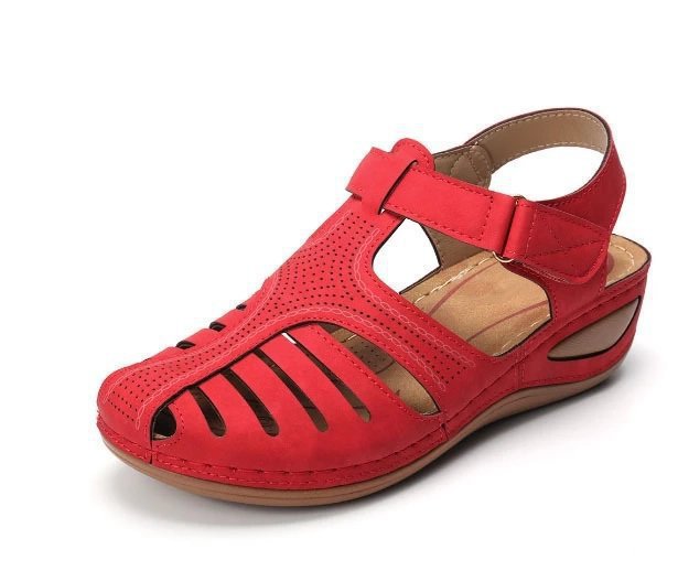 Ladies Comfortable Clogs with Breathable Upper Material Structure and Elegant Strap Design Ivyshape