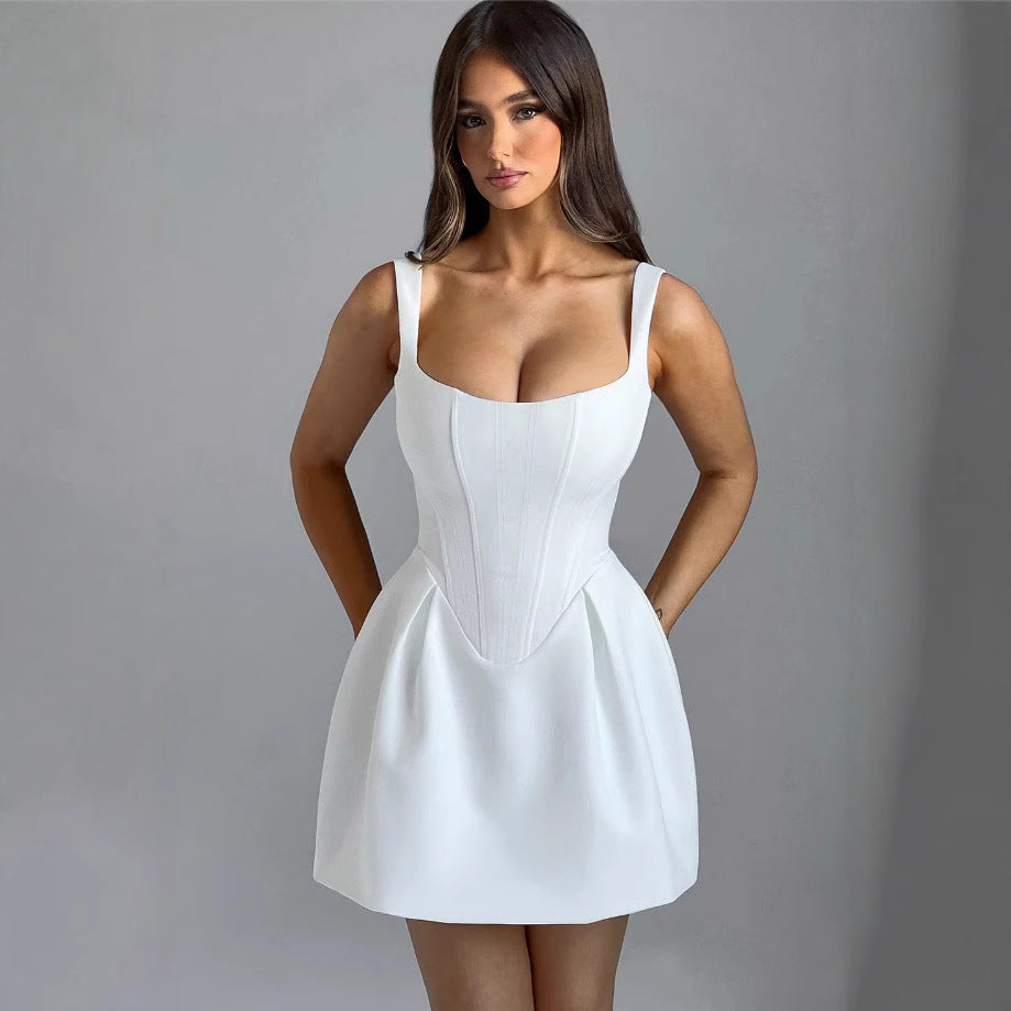 Ladies Chic Ball Dress with Structured Top and Flared Skirt Ivyshape