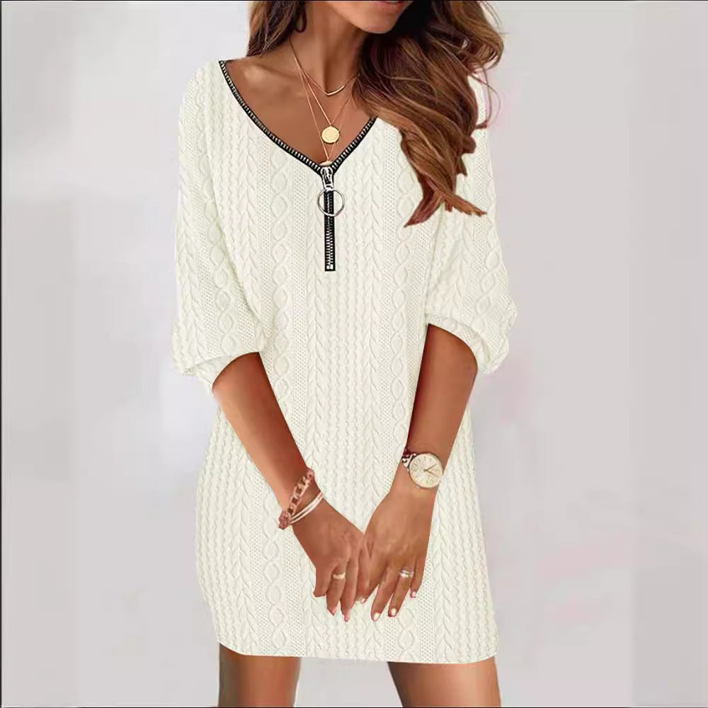 Women's knit dress with V-neck and zipper detail Ivyshape