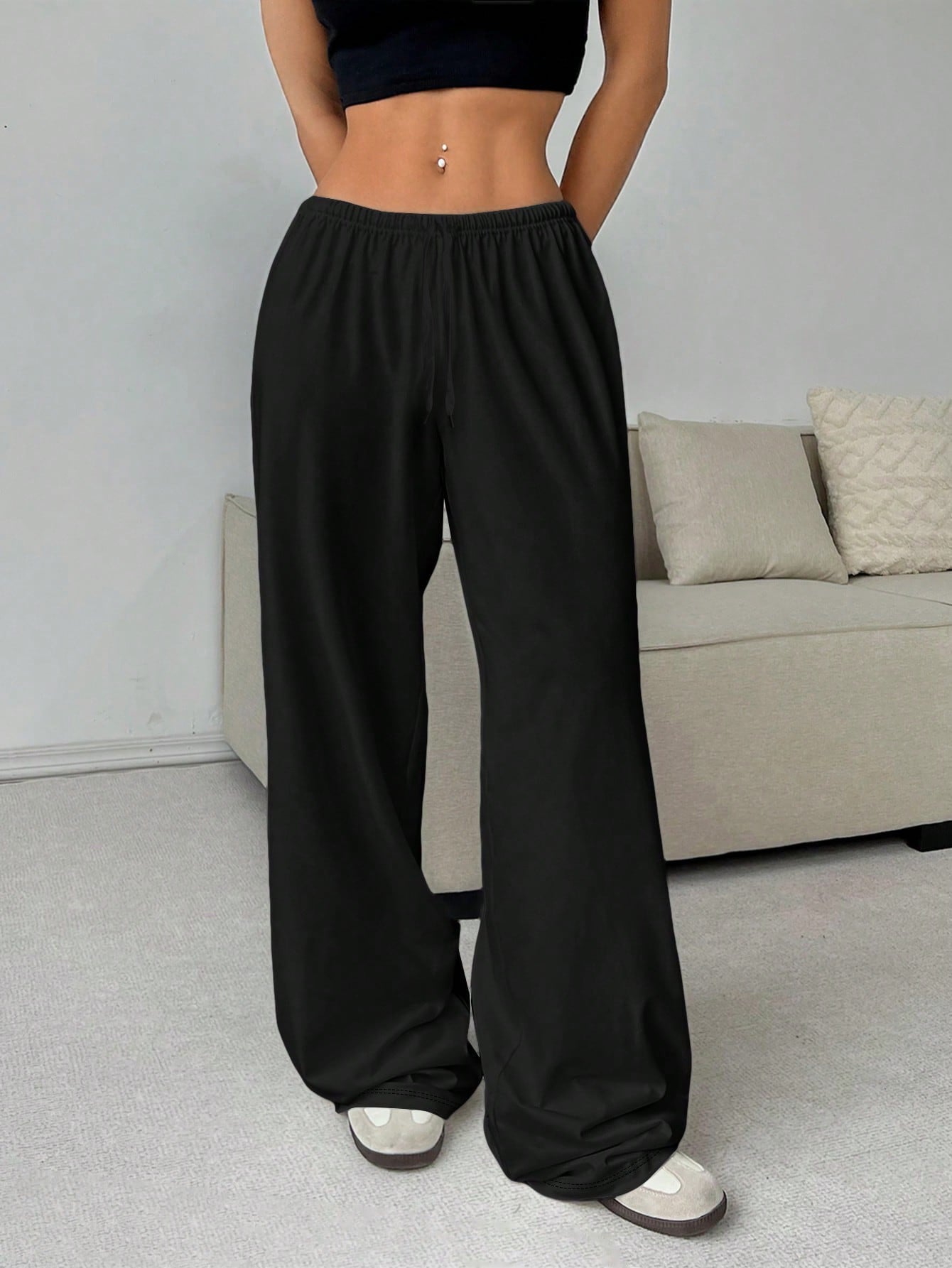 Women's Loose-Fitting Fabric Trousers with Elastic Waistband and Comfortable Cut Ivyshape