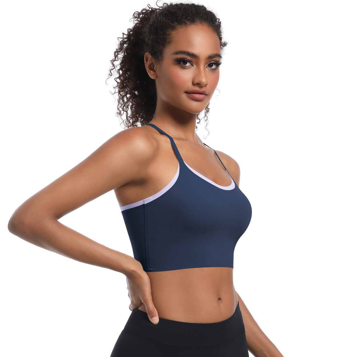 Women's sport bustier with adjustable straps and seamless design Ivyshape