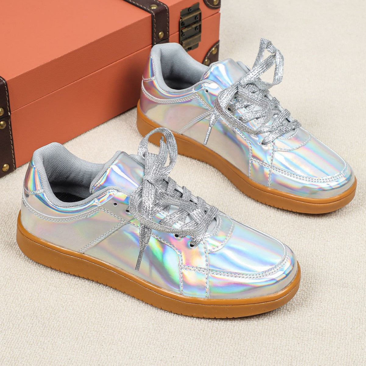 Ladies Glittering Sneakers Ivyshape