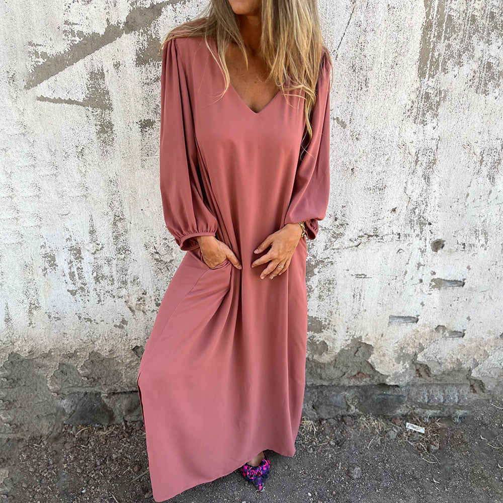 Women's maxi dress with deep V-neck and casual pockets Ivyshape