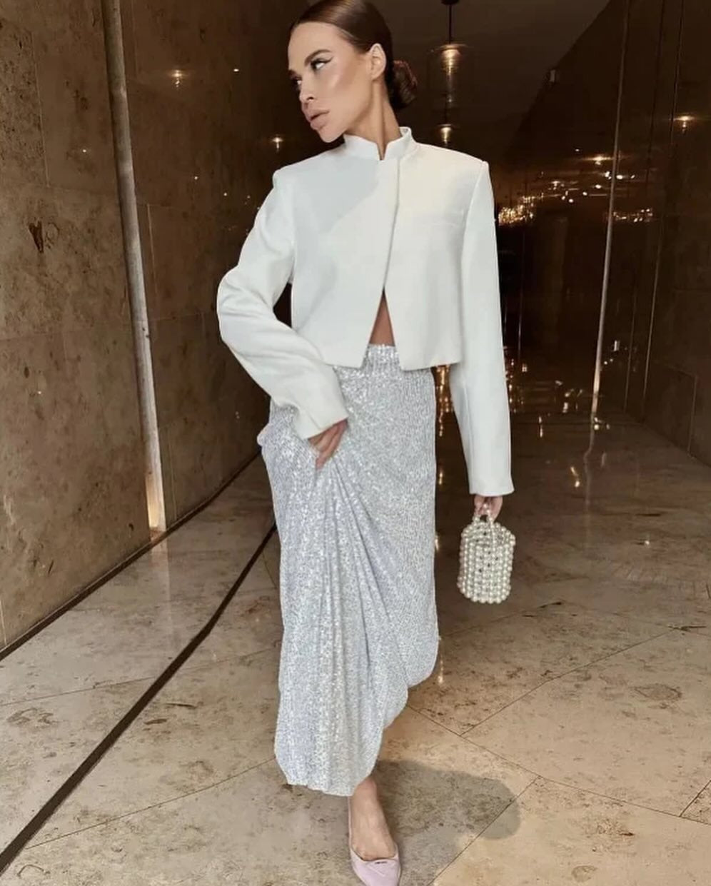 Women's Glittering Midi Skirt with Sequin Decoration Ivyshape