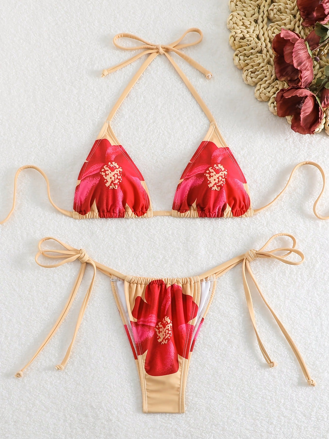 Women's triangle bikini with floral design and adjustable straps Ivyshape