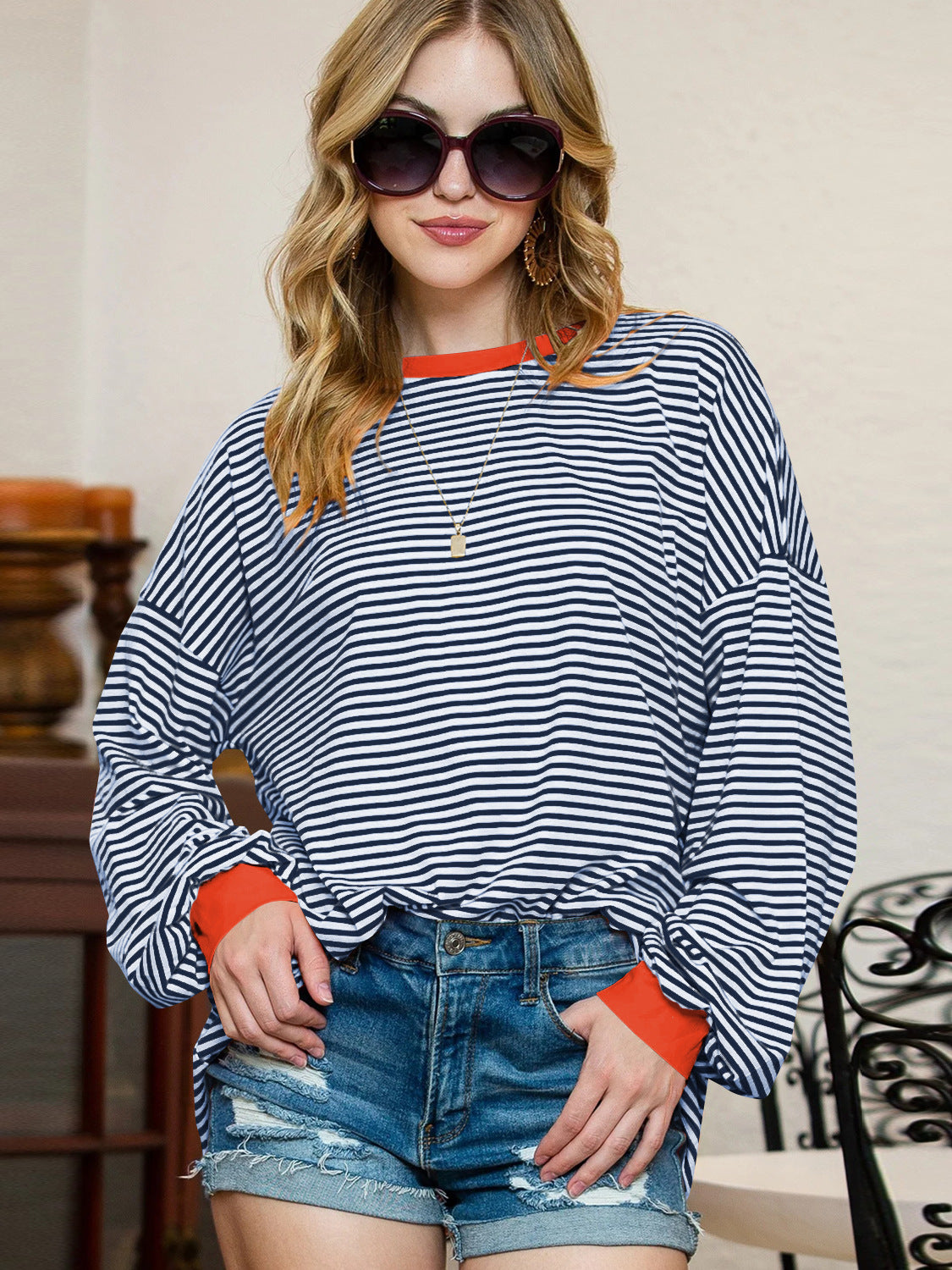 IvyShape | Striped long sleeve sweatshirt