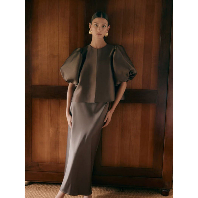 Ladies Elegant and Dramatic Clothing Ensemble Ivyshape