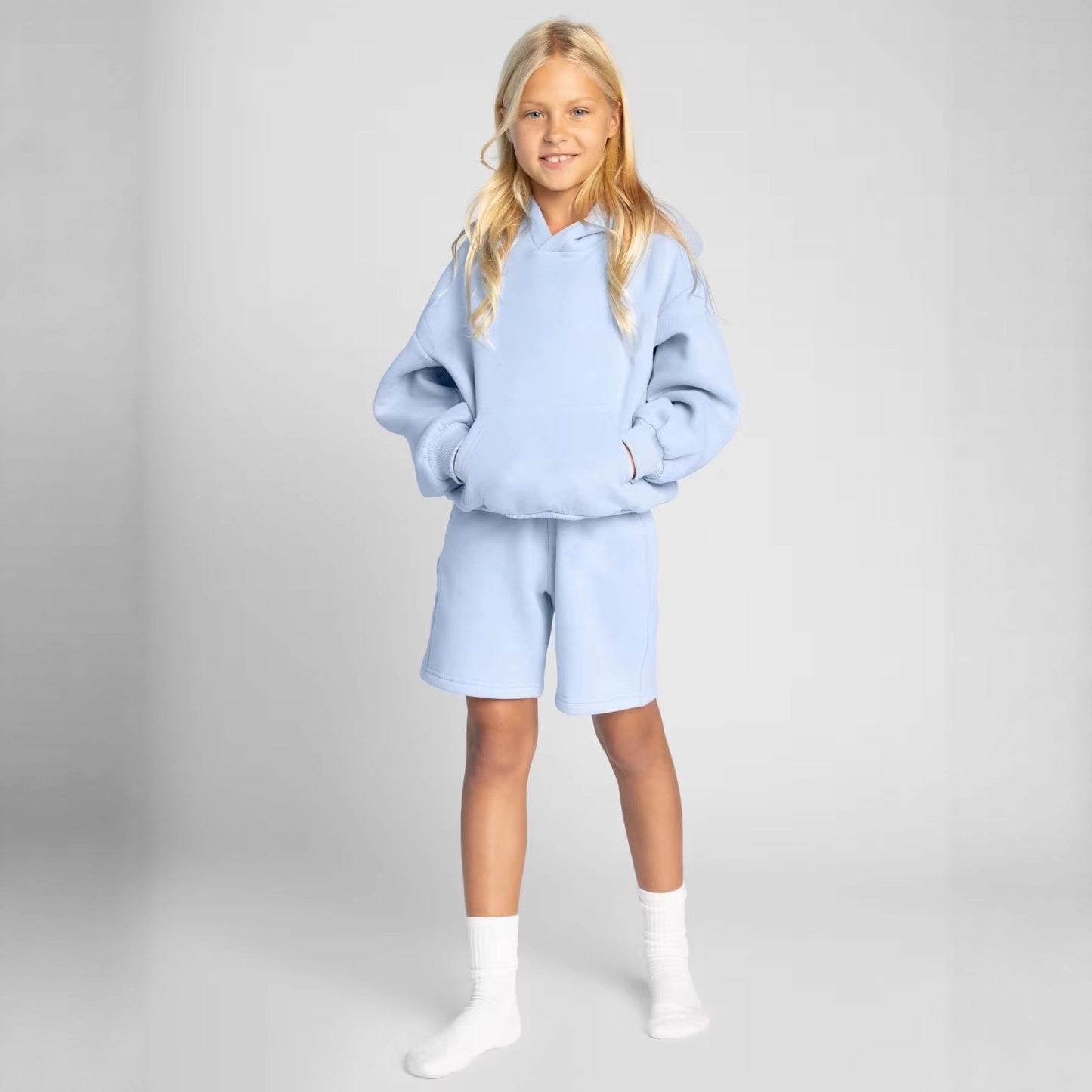 Women's hoodie sweatshirt and shorts set made of soft fleece with practical pockets Ivyshape