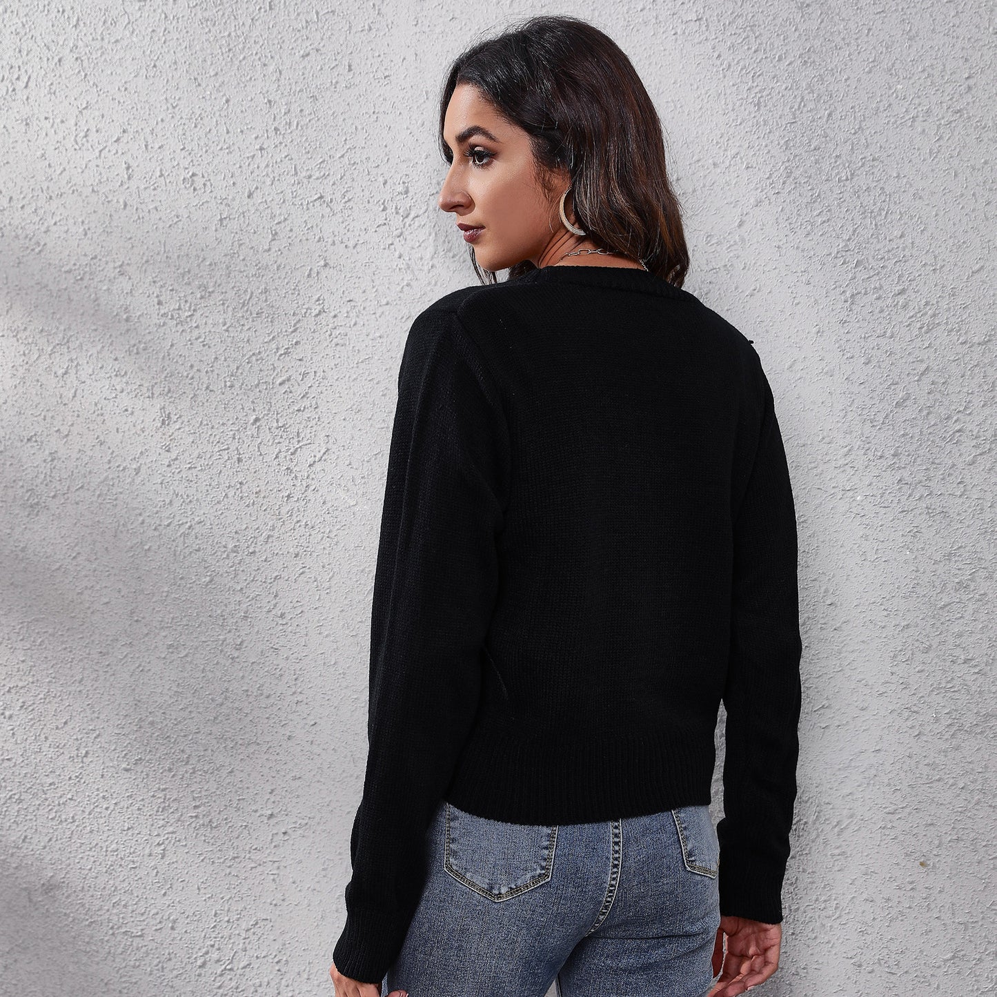 Ladies Fashion Cardigan with Colorful Pockets and Deep V-Neck Ivyshape