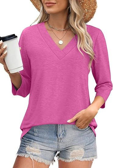 Women's V-neck top with half-length sleeves and side slits Ivyshape