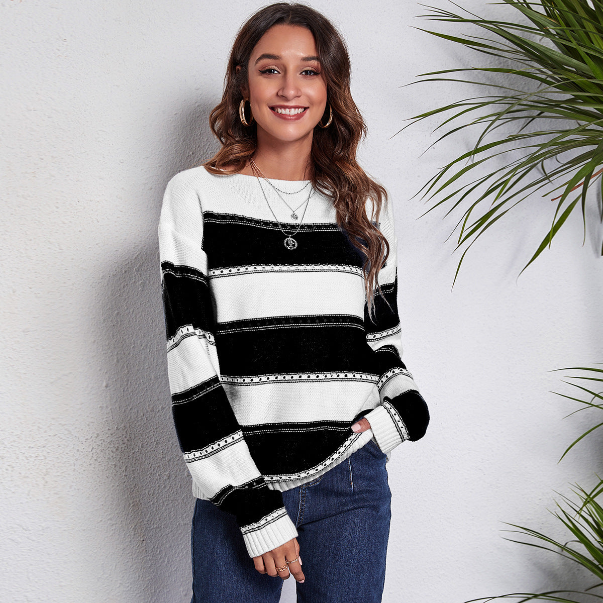 Women's Casual Knit Sweater with Trendy Striped Pattern and Sparkling Details Ivyshape