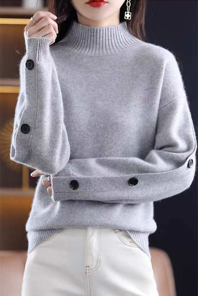 Women Elegant Turtleneck Sweater with Button Details and Soft Material Ivyshape