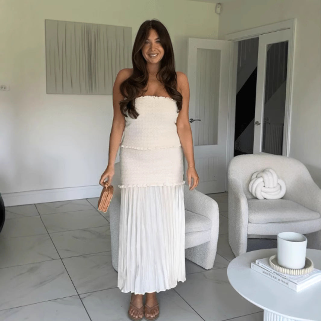 Women's fashionable and elegant maxi dress with ruffle details and pleated skirt Ivyshape