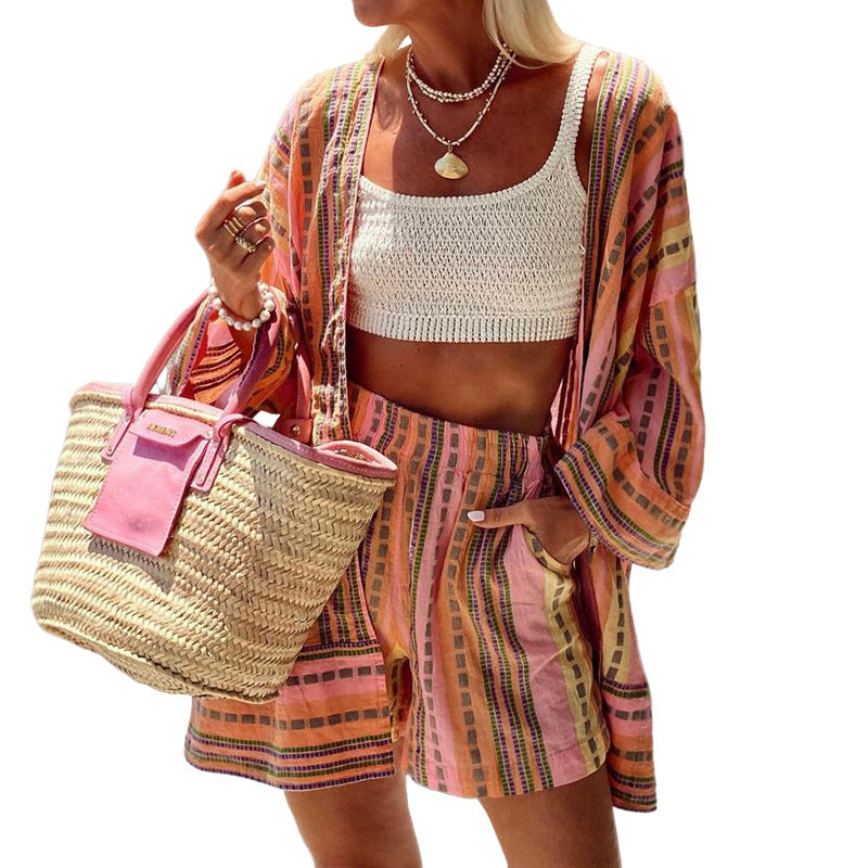 Ladies airy beach tunic with cheerful striped pattern and wide sleeves Ivyshape