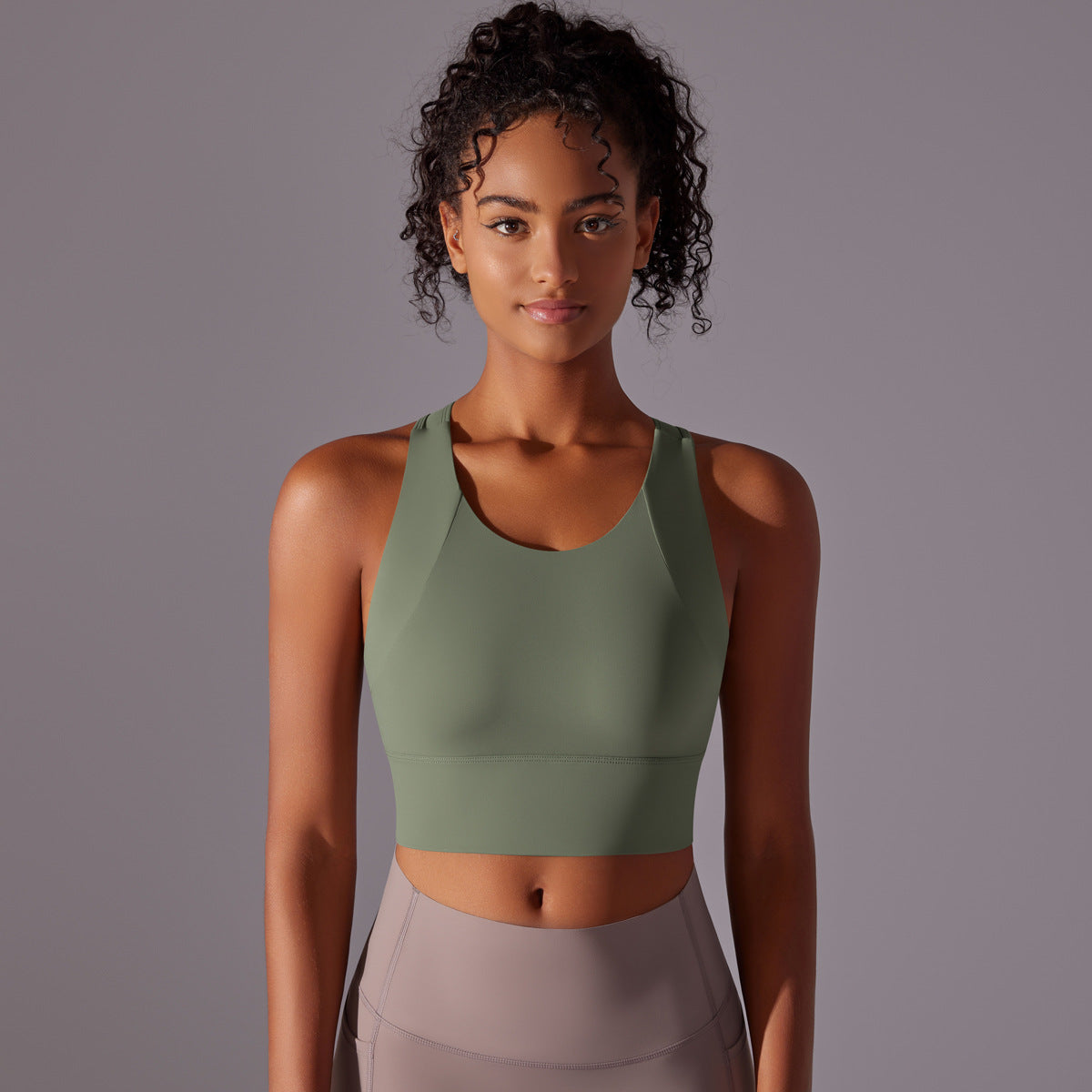 Ladies Sport Bra with seamless construction and breathable material Ivyshape