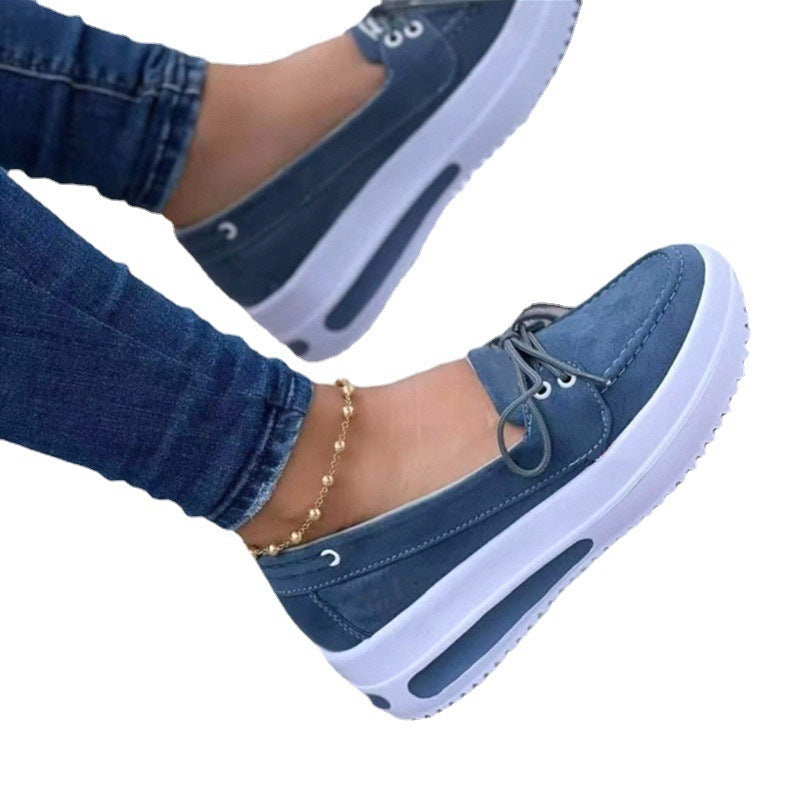 Women's sporty platform sneakers with soft upper material Ivyshape
