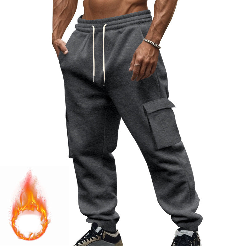 Men's cargo jogging pants with practical side pockets and adjustable drawstring Ivyshape