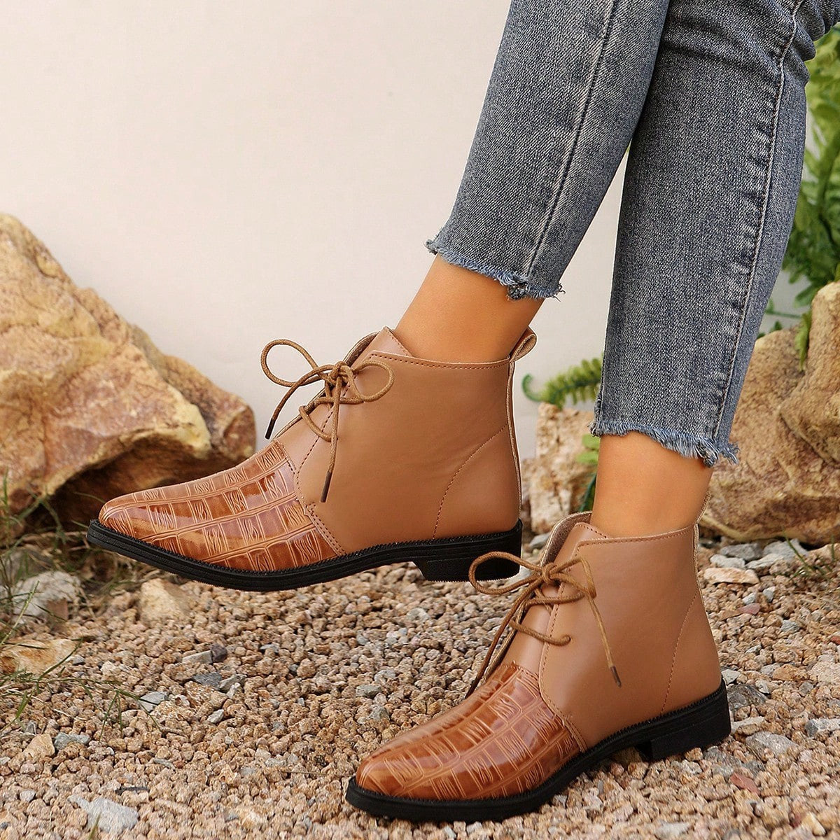 Ladies fashionable leather ankle boots with shiny accents and lacing Ivyshape